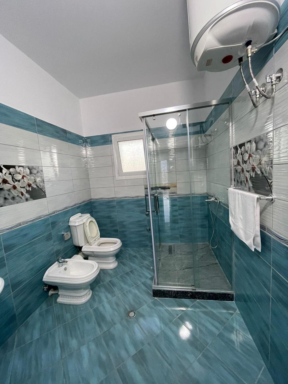 Harmony Villa Berat Luaran gambar
